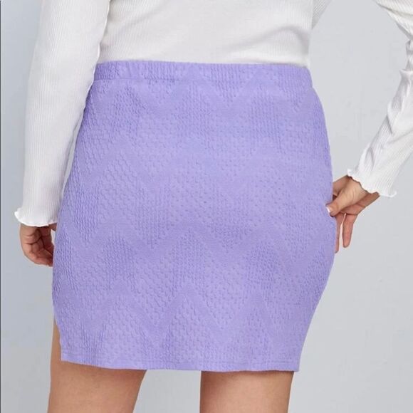 Lavender Textured High Waisted Skirt - Picture 2 of 5
